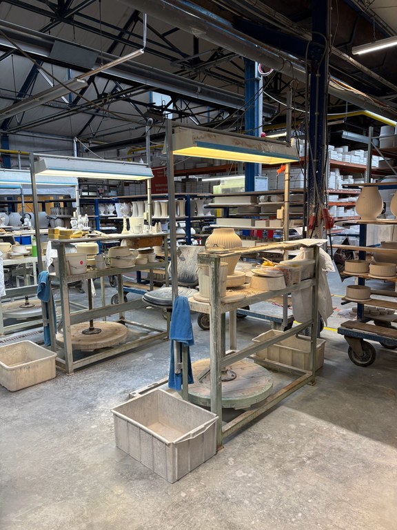 Pottenbakken in Hilversum en op Bali 6.jpg